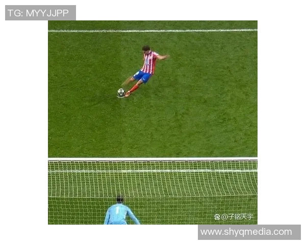 足球明星脑袋短路瞬间曝光引发热议球迷纷纷调侃搞笑视频合集