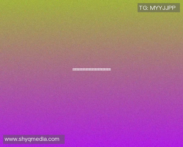 女孩子们如何选择足球明星背心图片展现个性与时尚魅力